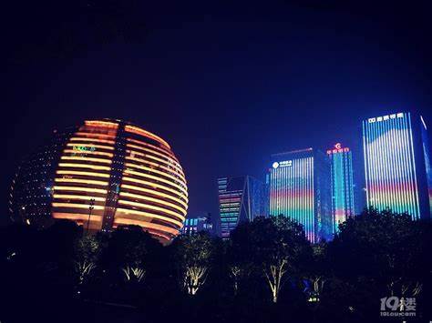 杭州城市阳台灯光秀时间