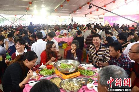 正月廿六广东多地举行“生菜会” 寓意“生财”|民俗|官窑_凤凰资讯