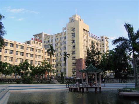 海南省琼海市人民医院，2022年公开招聘公告（含护理50名）-医护学院