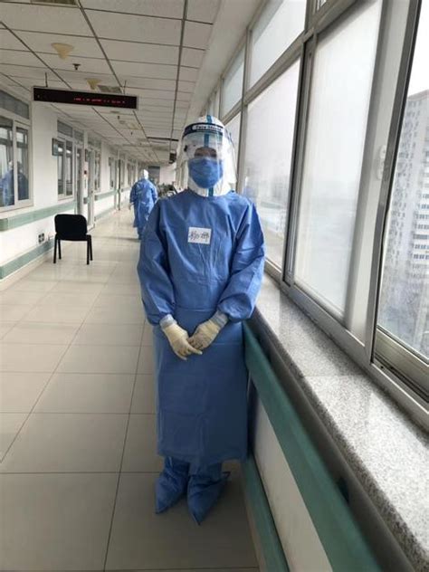 疫情当前，最美的坚守者——战疫护士杨娜 新冠疫情防控 -首都医科大学附属北京朝阳医院