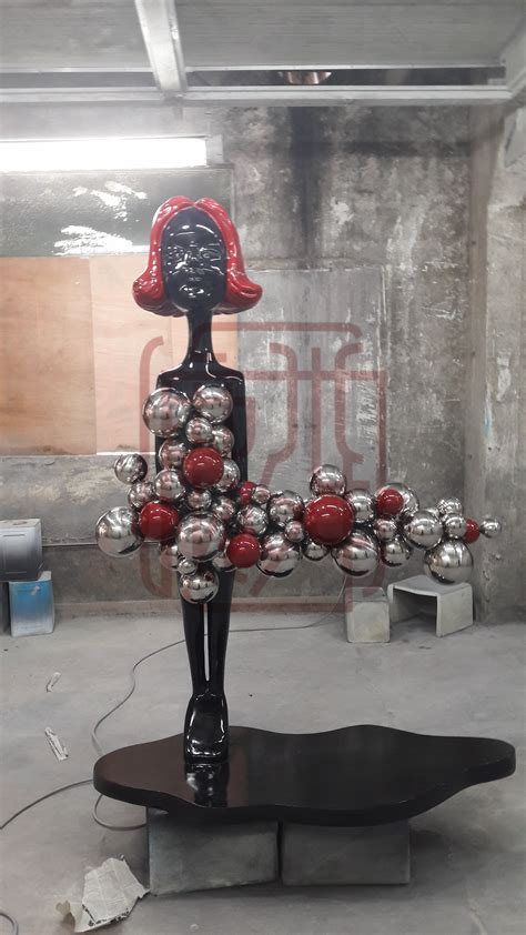 玻璃钢雕塑43 - 深圳市海麟实业有限公司