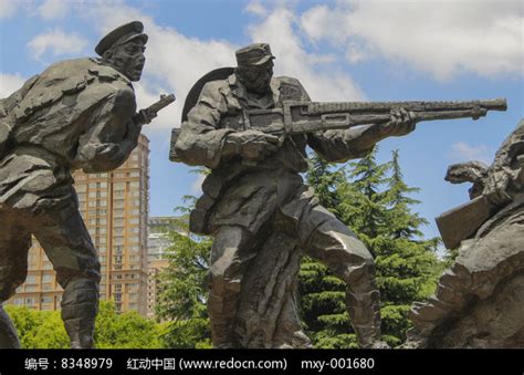 钢铁战士雕像高清图片下载_红动中国