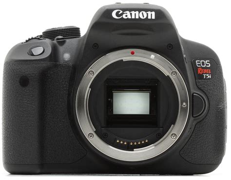 Canon EOS 700D Digital SLR Camera (EF-S 18-55 mm f/3.5-5.6 IS STM Lens ...