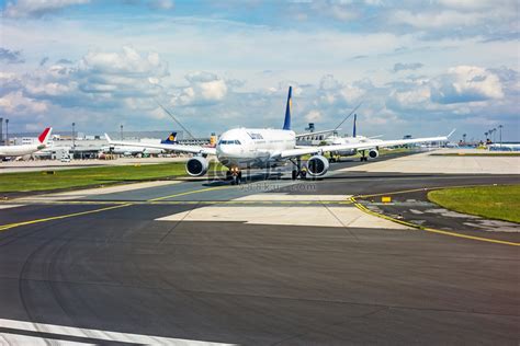 Topworld进口空运之德国法兰克福机场_航空翻译_飞行翻译_民航翻译_蓝天飞行翻译公司