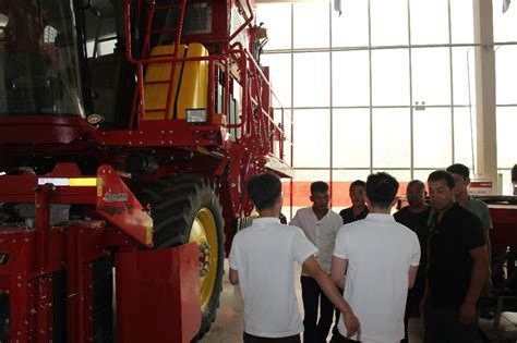 石大学子三下乡：赴三师图木舒克开展面向少数民族棉花种植户的机采棉相关技术科普推广活动 - 今日大学生网