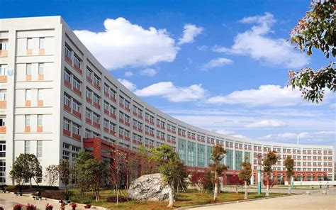 武汉商学院有几个校区及校区地址 哪个校区最好_高三网