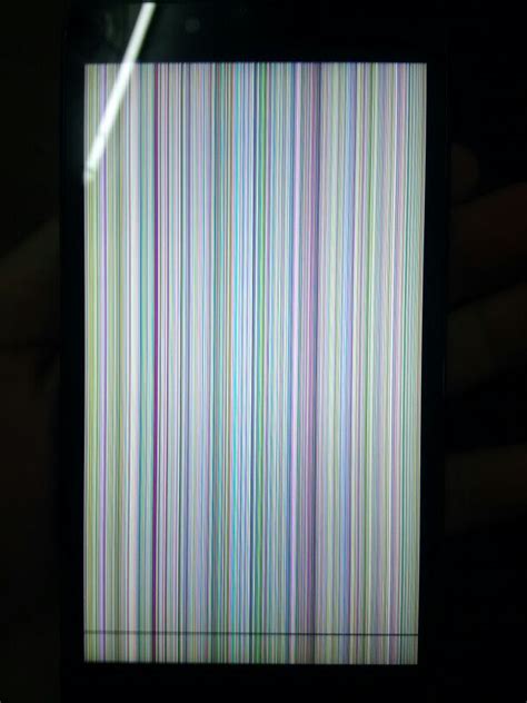 苹果手机屏幕出现彩色条纹怎么修复（教你两个方法一周免费修复手机屏幕）-爱玩数码