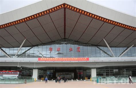 拉萨贡嘎国际机场T3航站楼竣工验收 - 中国日报网