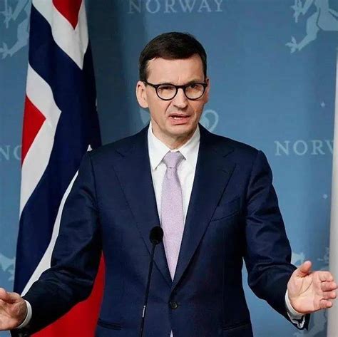 波兰总理承认了_乌方不确认也不否认对俄本土空袭_卢布_西方