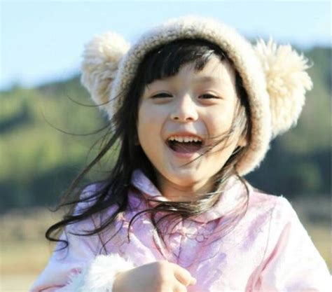 年仅9岁的超美小萝莉，业内誉为中国“首席童模”Isabella_安徽频道_凤凰网