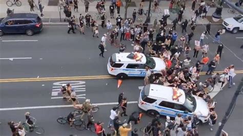 美国暴乱 1400人被捕 纽约州长：警察开车撞人没错 错在示威者 - 知乎