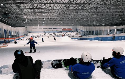 浙里的雪景美过塞上，上海周边的四大滑雪场等你来撩~|滑雪场|雪景|上海_新浪新闻
