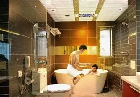 装修卫生间，如何选购一款合格的淋浴房？
