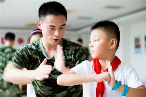 上海市双拥办召开军人子女入学工作座谈会-地方动态-中华人民共和国退役军人事务部