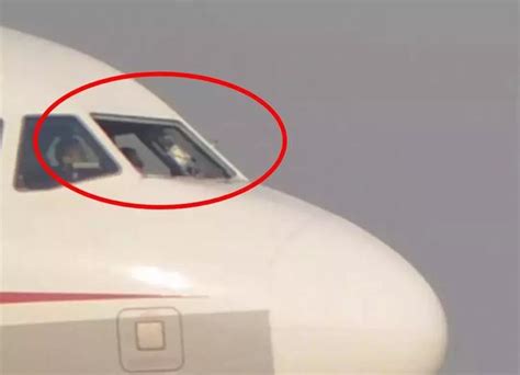 吉祥航空客机风挡玻璃出现裂纹备降武汉，机场：不算罕见，引起关注或受电影影响_航班_旅客_机场