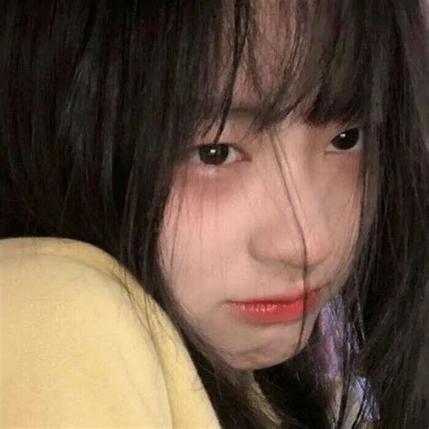 温柔女生头像校园初中