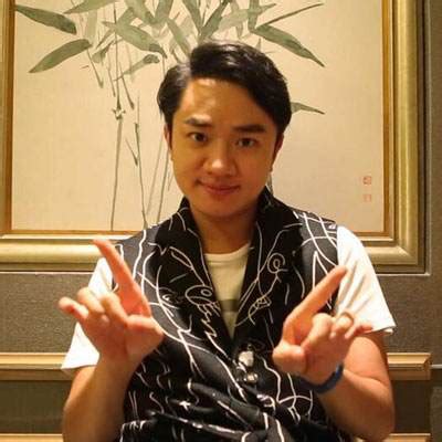 王祖蓝是谁(王祖蓝，1980年出生香港，男演员，现任广西自治区“政协委员”) | 人物集