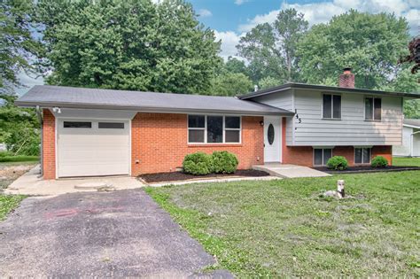 11018 Greenfield Ave, Noblesville, IN 46060 | MLS# 21945604 | Redfin