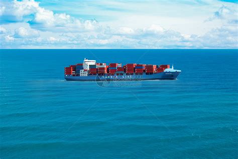 中国远洋海运 集团要闻 增运力保供箱提服务|中远海运全力保障外贸运输