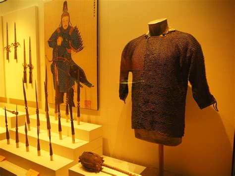 盘点紫色的锁甲裤子?紫色的锁甲裤子