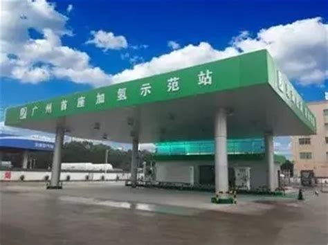 广州黄埔区首批智能光伏公交站正式投入使用