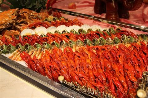 宴席上大龙虾图片,巨型大龙虾的图片大全,八斤龙虾图片(第12页)_大山谷图库