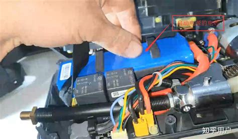 多功能汽车应急启动电源HSP-Q7-深圳红河马智能数字动力技术有限公司
