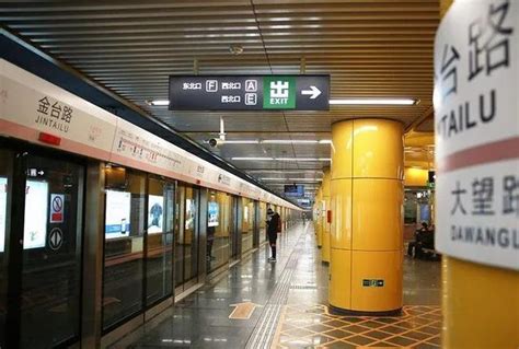 北京火车站 - 随意云