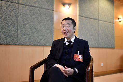 站台贾樟柯图片