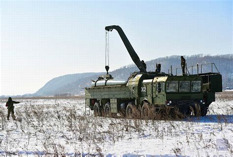 卡卢加地区，俄军伊斯坎德尔战术弹道导弹部队铁路机动中被拍到……__财经头条