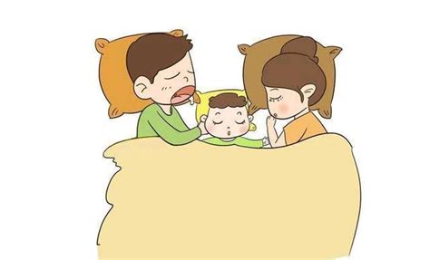 「睡觉」和宝宝睡在同一张床上，父母不能做五件事，让宝宝失眠|失眠|父母|同床|这样做】_傻大方