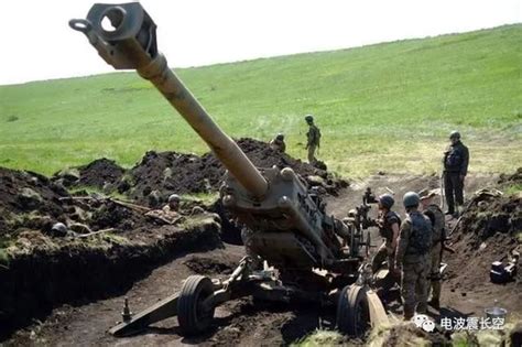 俄媒：乌克兰政府军2020年7月以来首次在乌东部使用大口径火炮_凤凰网