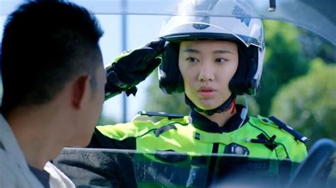 第14集：卧底警察不满老大的做法，要逃离金三角_腾讯视频