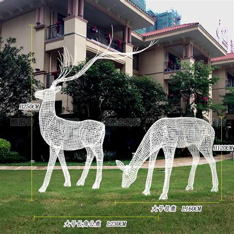 玻璃钢长颈鹿雕塑 - 深圳市澳奇艺玻璃钢科技有限公司