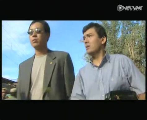 第四部新疆反恐纪录片 《暗流涌动——中国新疆反恐挑战》_新浪新闻