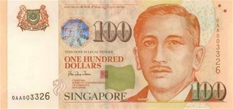 女工自印百元大钞，全新加坡可劲用，胆儿真肥