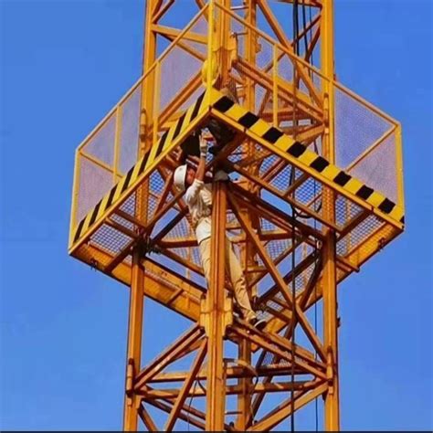 塔吊防攀爬防护棚_塔吊防攀爬组合装置