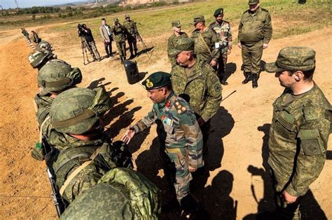 印度退出“高加索-2020”联合军演，是在俄美之间“选边站”？