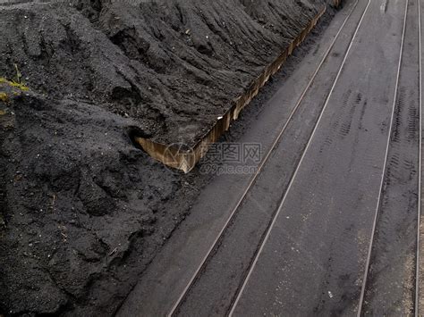 煤矿转让火车储存场贮存产品资源矿物矿业燃料化石地质学全球鞭策高清图片下载-正版图片321266094-摄图网