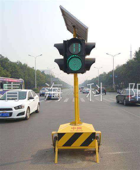 一般红绿灯路口拍不系安全带的吗