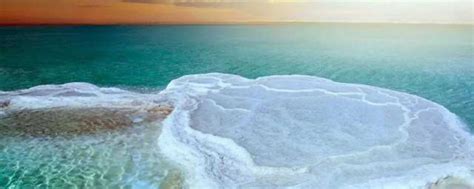 海里的盐是怎么形成的 海里的盐是形成的过程_知秀网