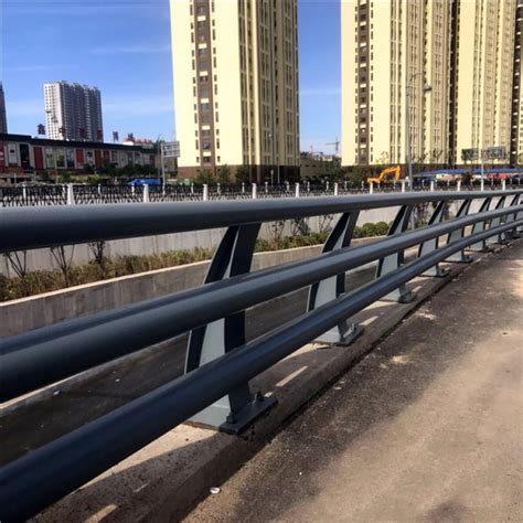 工程案例_桥梁护栏_铝合金护栏_河道护栏_铝合金护栏厂家-江苏鲁班路桥