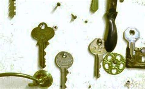 得力(deli)9321 安全实用钥匙管理箱(24位)两排设计 - 办公用品 办公文具