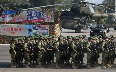 俄罗斯宣布征召30万兵力 为“二战后首次军事动员”_凤凰网
