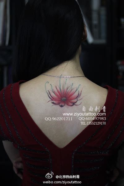莲花纹身图案女图片