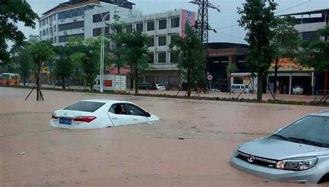 广东信宜遇60年来最强降雨 8死4失踪逾55万人受灾|界面新闻 · 中国