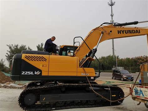 【山东二手现代R225LC-7挖掘机】_二手现代挖掘机价格_参数－中国工程机械二手网