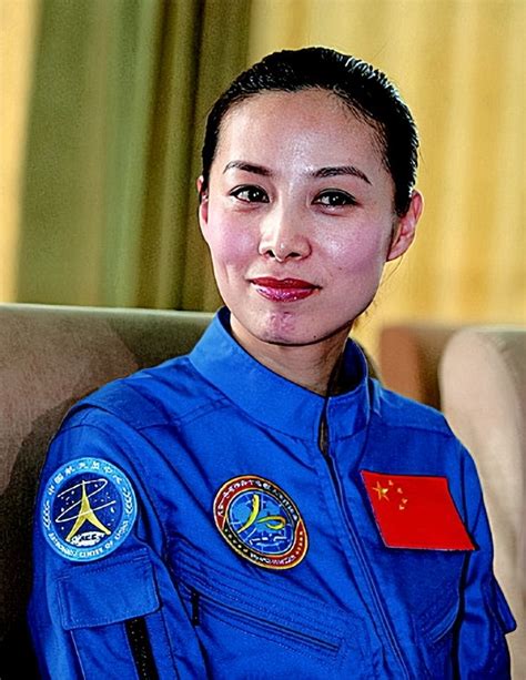 女航天员王亚平简介（从山东普通农村女孩到两次登陆太空，她的故事才最励志） | 人物集