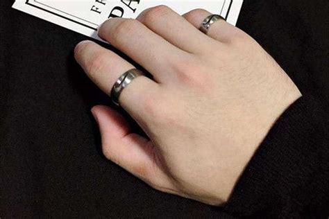 男人带戒指在各个手指的意义 - 中国婚博会官网