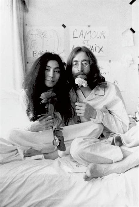 约翰，列侬和女友小野洋子，1968年12月|披头士|洋子|摇滚乐队_新浪新闻
